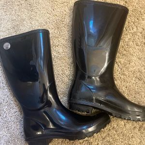 UGG rain boots